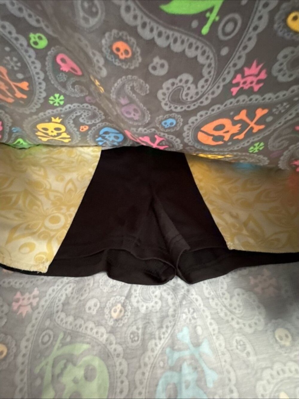 Loudmouth Ladies Multicolor Skull Jolly Roger Golf Skirt Skort Women's Size 12 - Picture 6 of 8